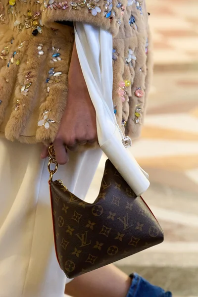 Look 58
